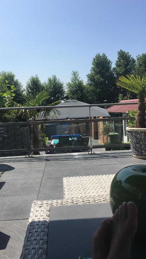فيلا باتهوفيدوربْفي Gardenhouse Mariposa المظهر الخارجي الصورة