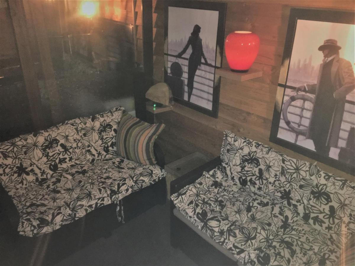 فيلا باتهوفيدوربْفي Gardenhouse Mariposa المظهر الخارجي الصورة