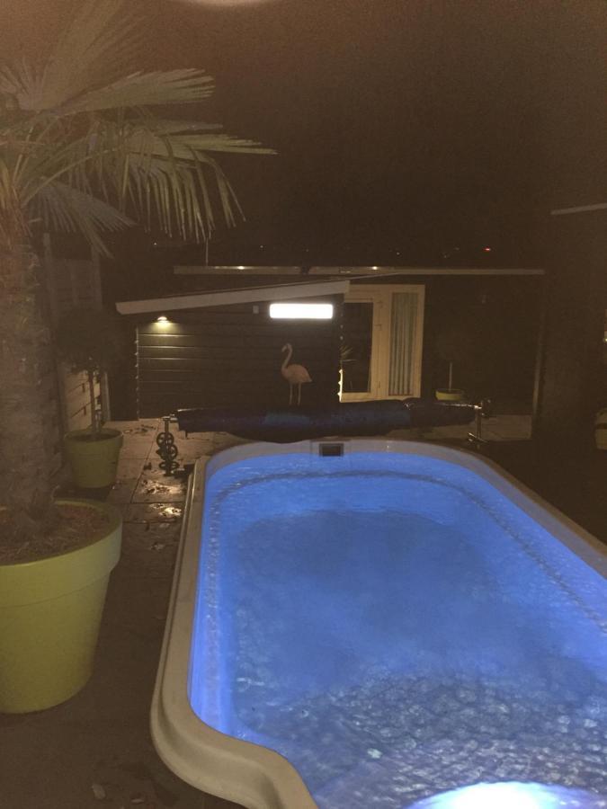 فيلا باتهوفيدوربْفي Gardenhouse Mariposa المظهر الخارجي الصورة