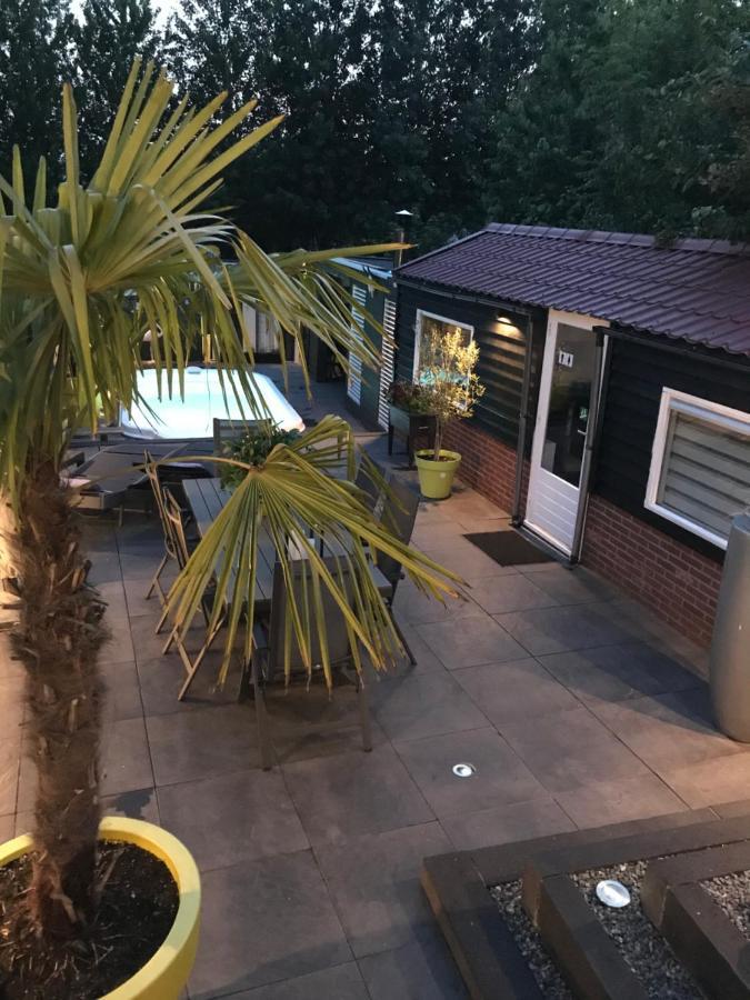 فيلا باتهوفيدوربْفي Gardenhouse Mariposa المظهر الخارجي الصورة